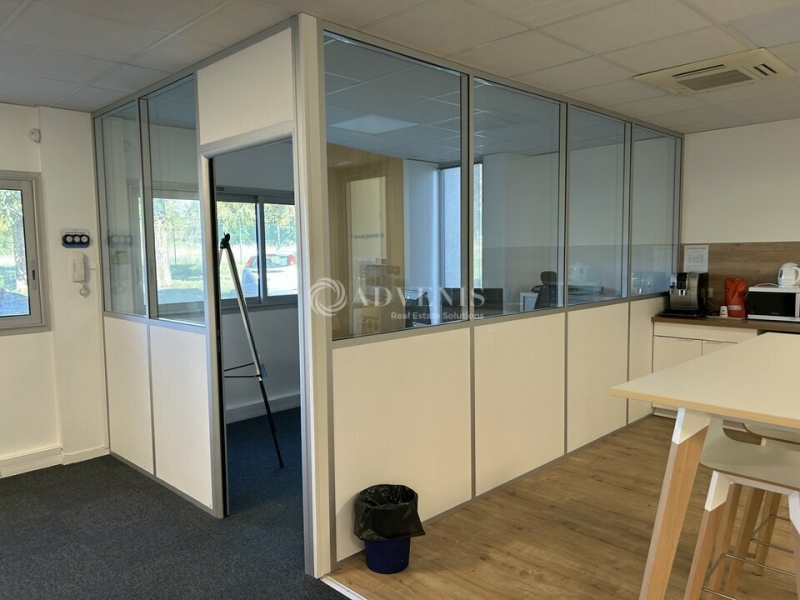 Location Bureaux TOURS (37100) - Photo 7