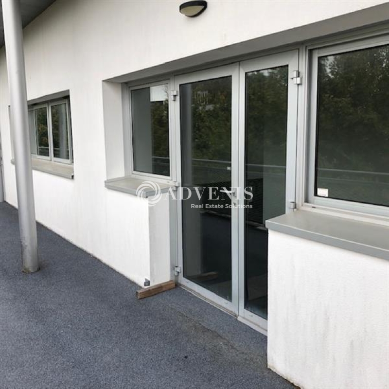 Location Bureaux TOURS (37100) - Photo 9