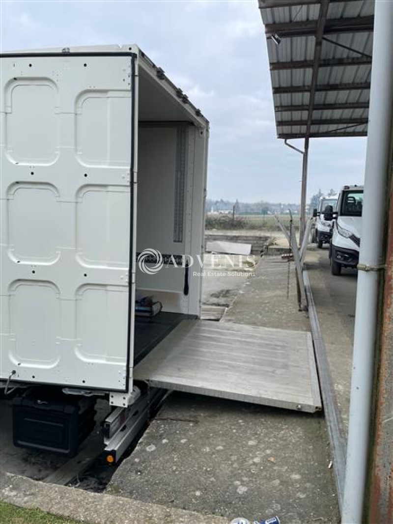 Location Activités Entrepôts ESVRES SUR INDRE (37320) - Photo 3