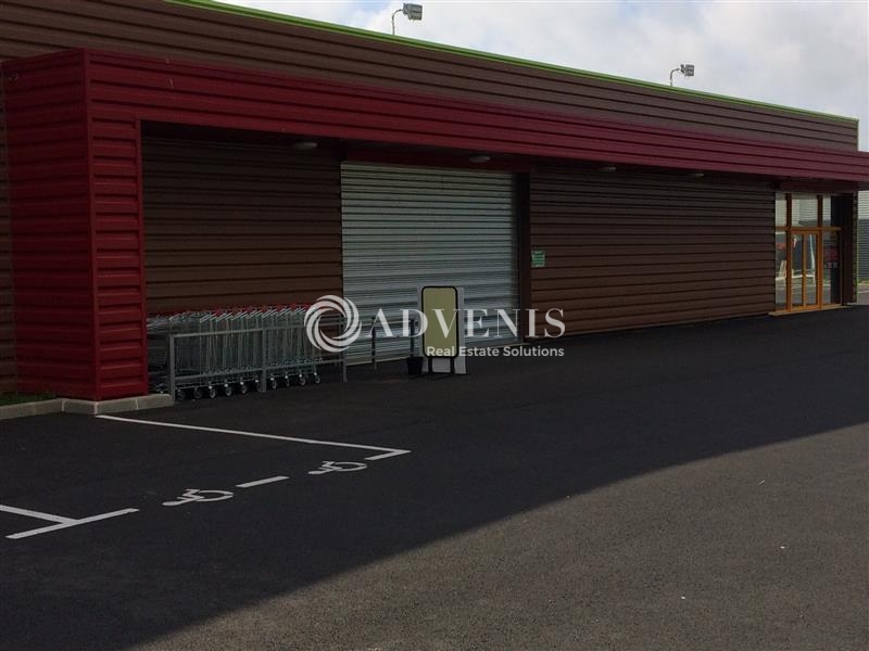 Location Commerces MONTOIRE SUR LE LOIR (41800) - Photo 1