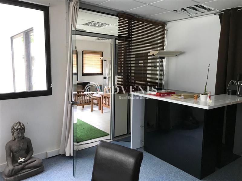 Location Bureaux VENDOME (41100) - Photo 1