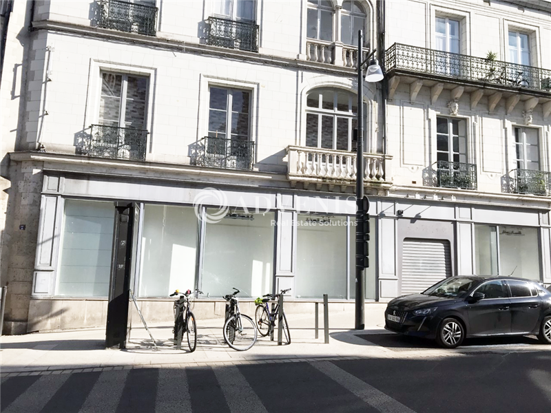 Location Commerces BLOIS (41000) - Photo 1