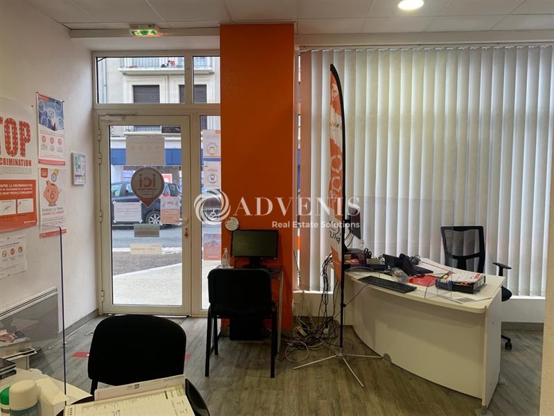 Location Commerces BLOIS (41000) - Photo 1