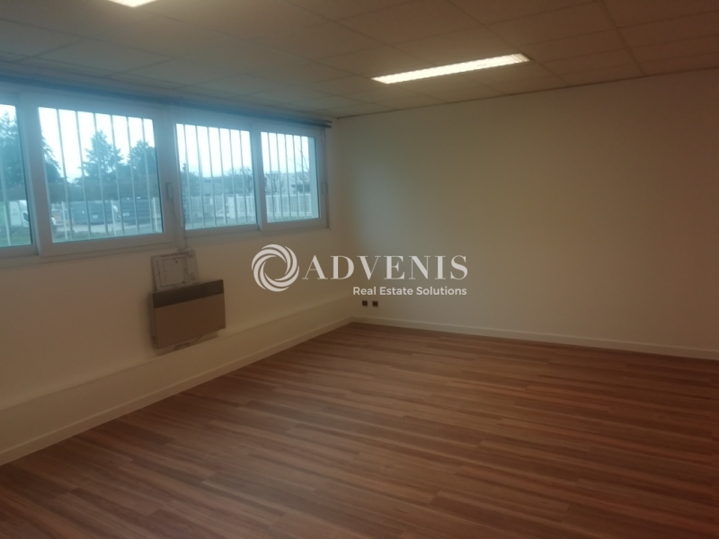 Location Bureaux LA CHAUSSEE SAINT VICTOR (41260) - Photo 3