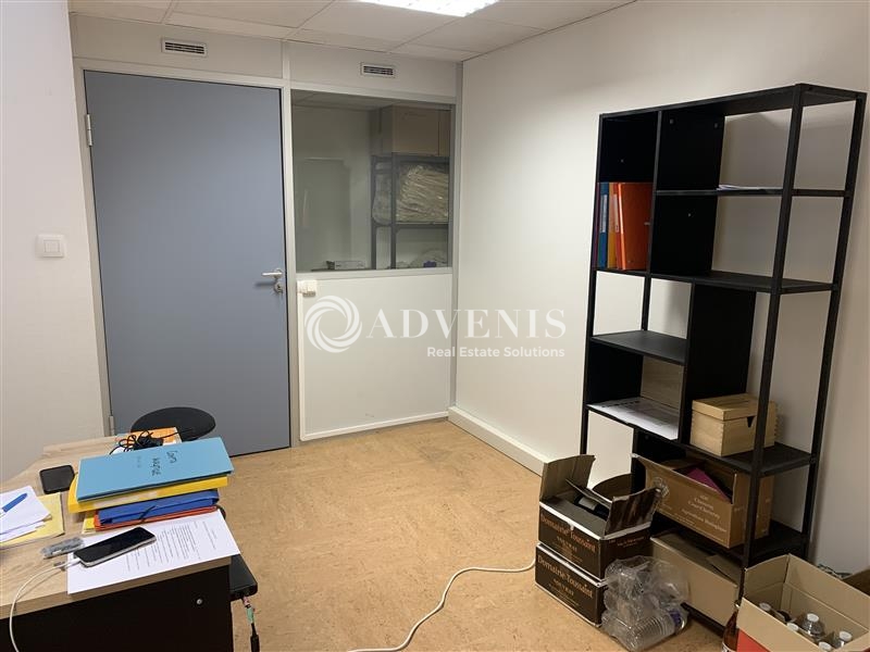 Vente Investisseur Bureaux LA CHAUSSEE SAINT VICTOR (41260) - Photo 3