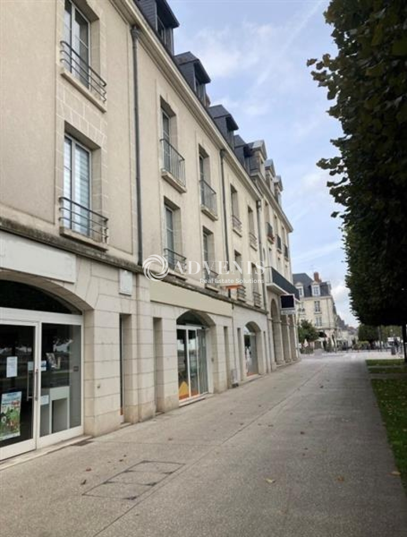 Vente Investisseur Bureaux BLOIS (41000) - Photo 1