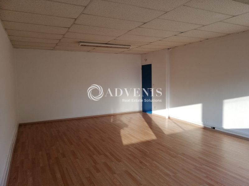 Location Bureaux VINEUIL (41350) - Photo 1