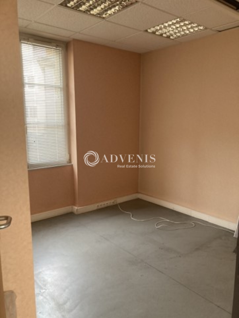 Vente Investisseur Bureaux BLOIS (41000) - Photo 3