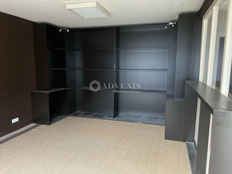 Vente Investisseur Activités Entrepôts COUR CHEVERNY (41700) - Photo 3