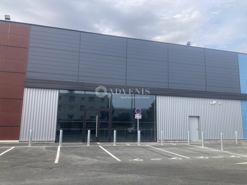 Location Commerces VINEUIL (41350) - Photo 1