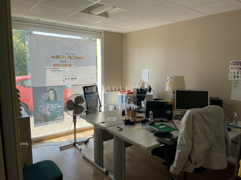 Vente Investisseur Bureaux VINEUIL (41350) - Photo 3