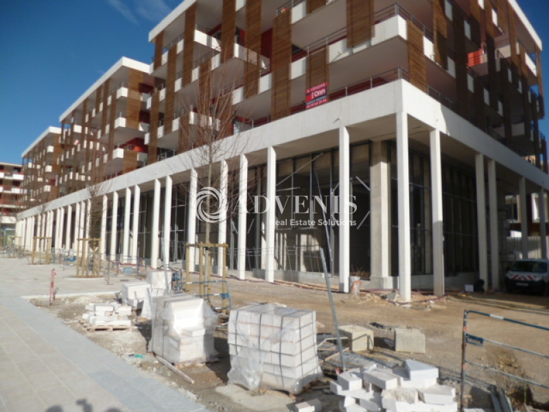 Location Commerces JUVIGNAC (34990) - Photo 2