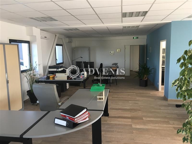 Location Bureaux VAILHAUQUES (34570) - Photo 2