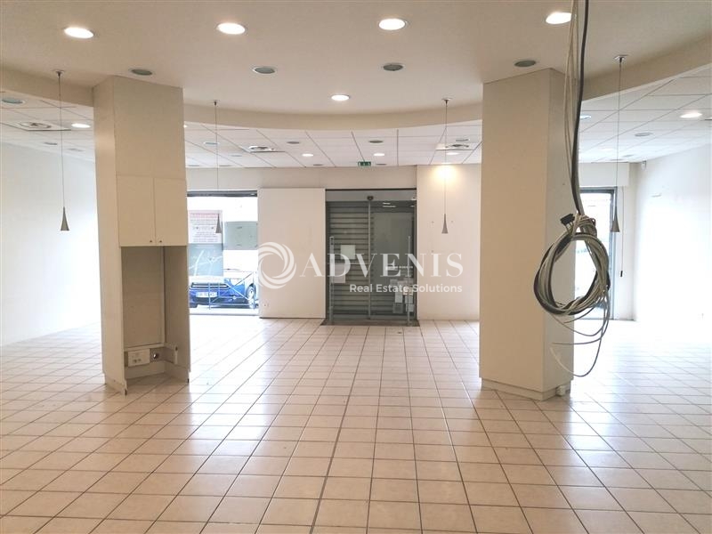 Location Commerces CLERMONT L'HERAULT (34800) - Photo 2