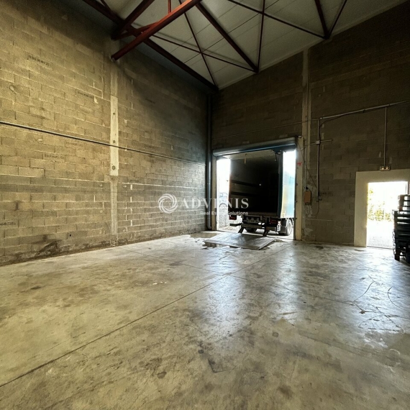 Location Entrepôts NARBONNE (11100) - Photo 1