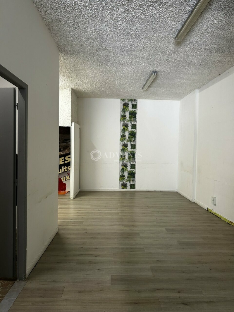 Location Commerces LÉZIGNAN-CORBIÈRES (11200) - Photo 4