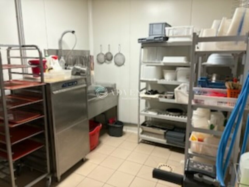 Vente Investisseur Commerces LÉZIGNAN-CORBIÈRES (11200) - Photo 3