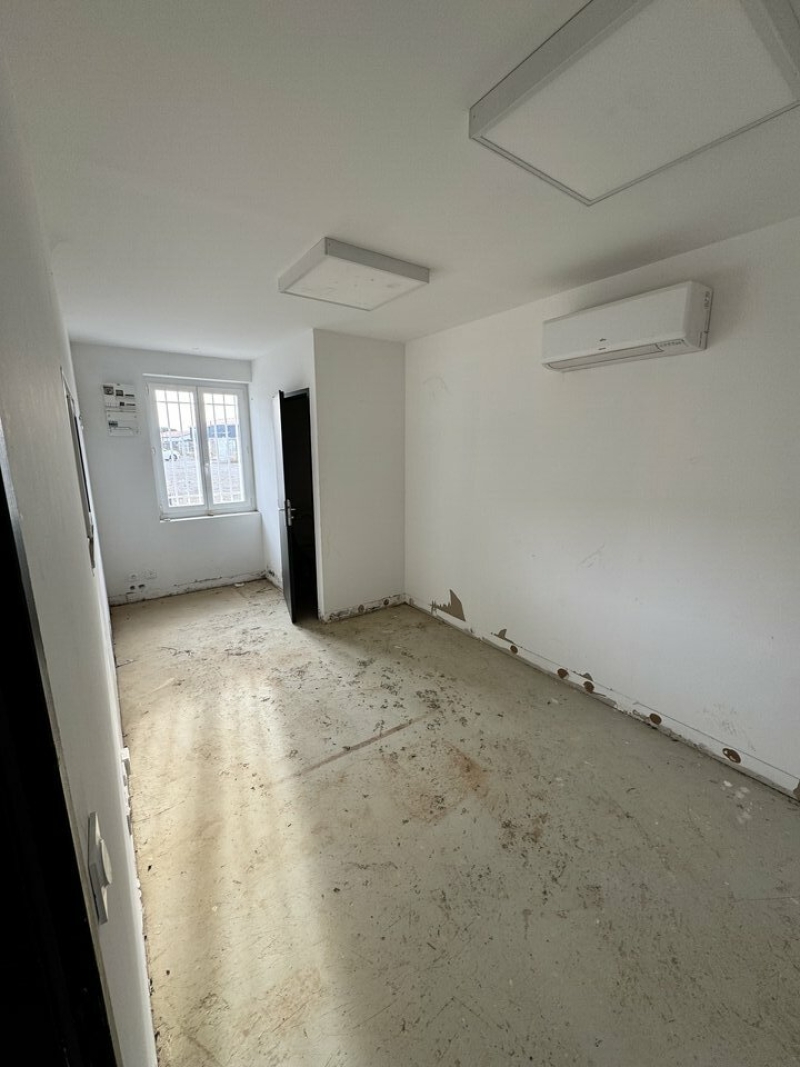 Location Entrepôts NARBONNE (11100) - Photo 3