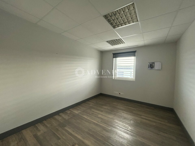 Location Entrepôts BAGES (11100) - Photo 8