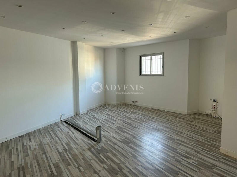 Location Bureaux SAINT JEAN DE VEDAS (34430) - Photo 6