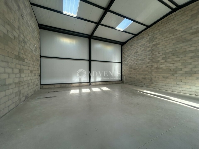 Location Entrepôts COURSAN (11110) - Photo 1