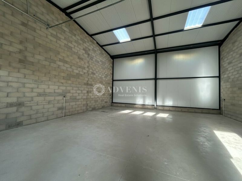 Location Entrepôts COURSAN (11110) - Photo 2