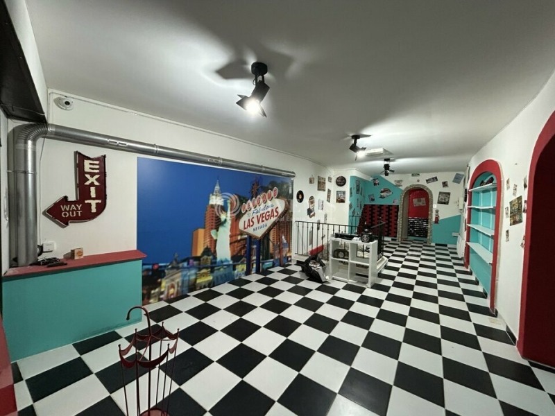 Location Commerces NARBONNE (11100) - Photo 1