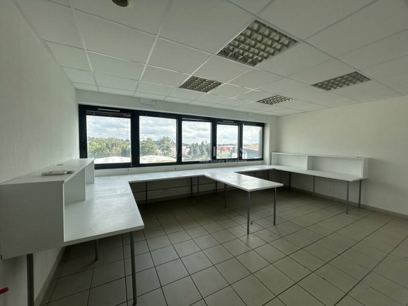 Location Bureaux NARBONNE (11100) - Photo 2