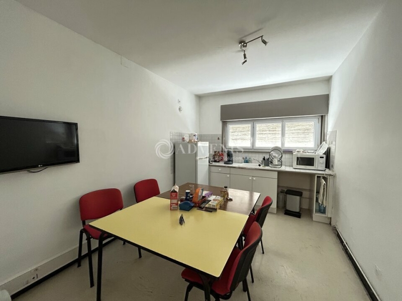 Location Commerces NARBONNE (11100) - Photo 4