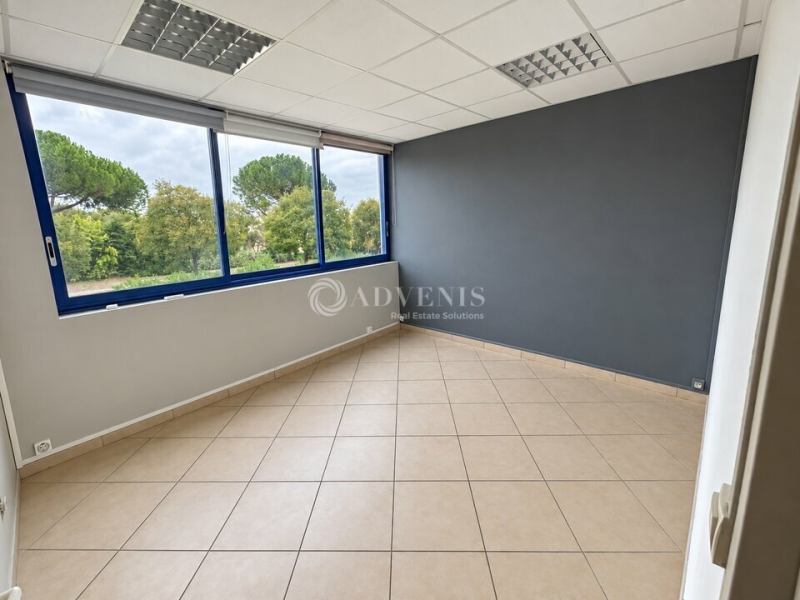 Location Bureaux JUVIGNAC (34990) - Photo 1
