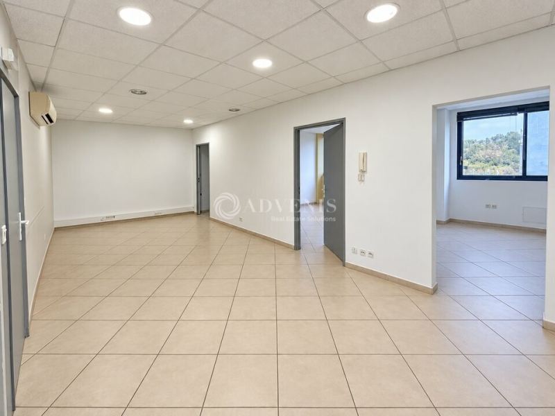 Location Bureaux JUVIGNAC (34990) - Photo 5