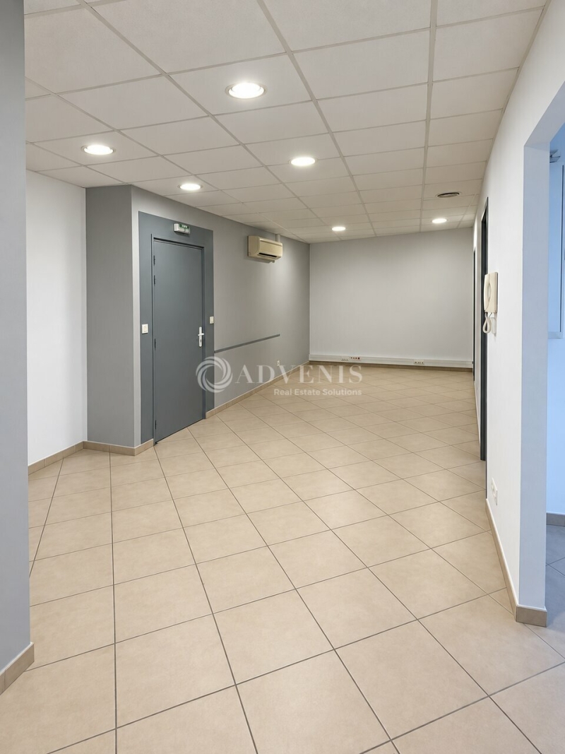 Location Bureaux JUVIGNAC (34990) - Photo 6