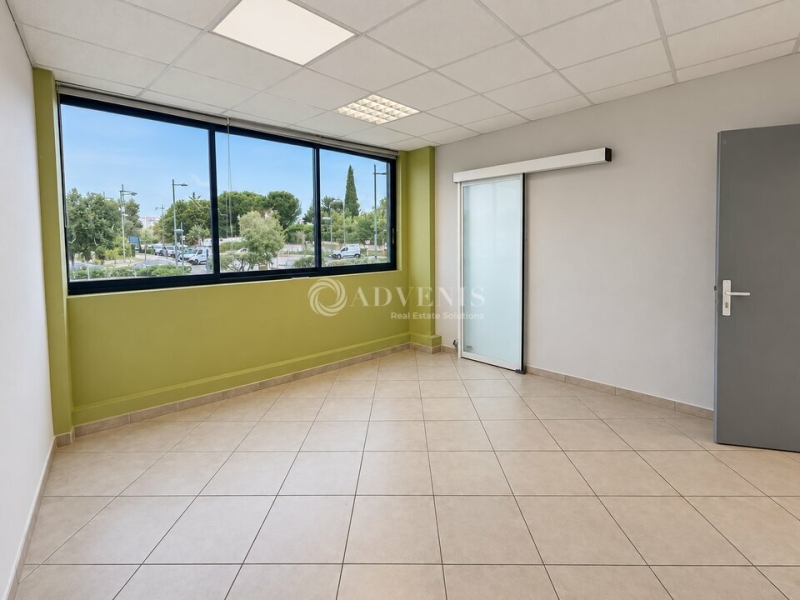 Location Bureaux JUVIGNAC (34990) - Photo 7