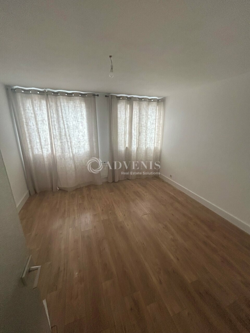 Location Commerces NARBONNE (11100) - Photo 4