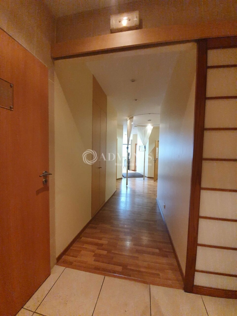 Location Commerces LE CRÈS (34920) - Photo 8