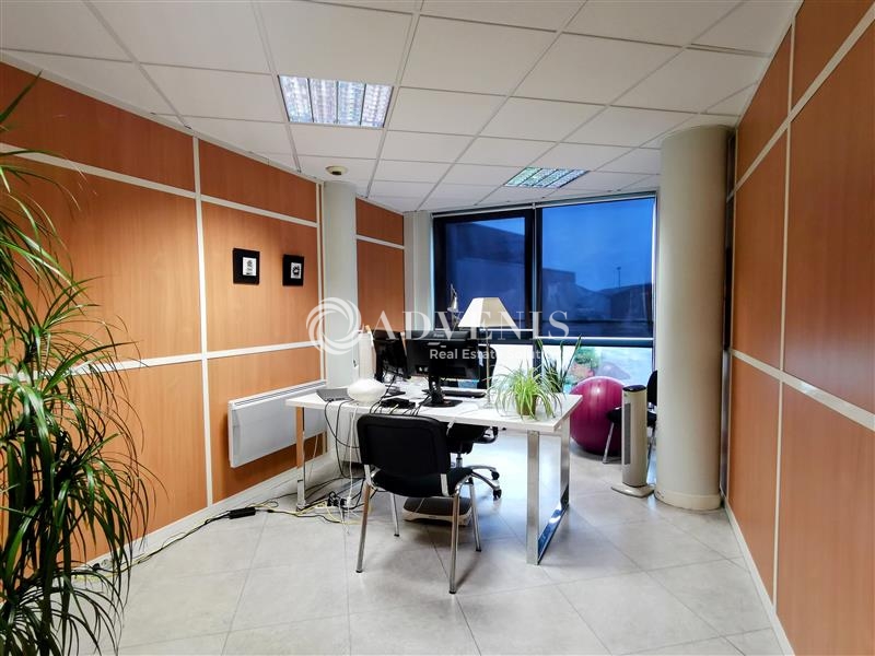 Location Bureaux SAINT MALO (35400) - Photo 9