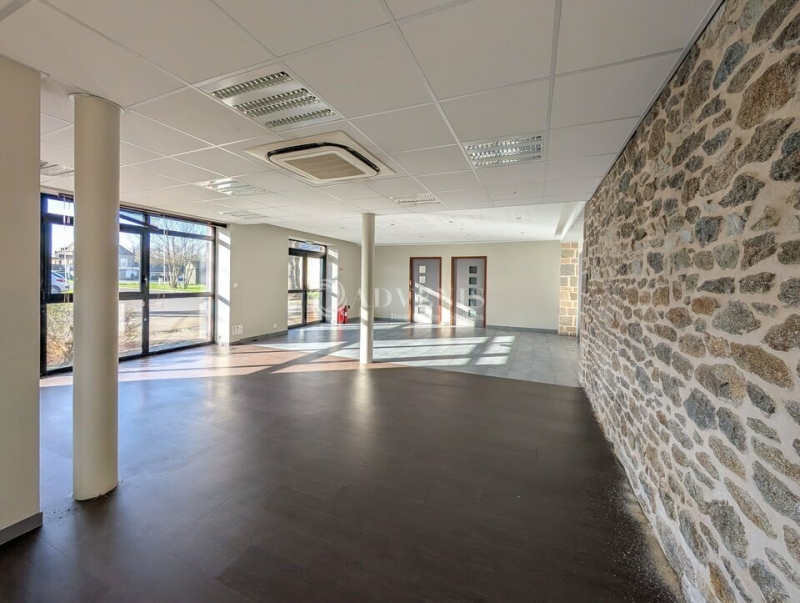 Location Bureaux MINIAC MORVAN (35540) - Photo 4