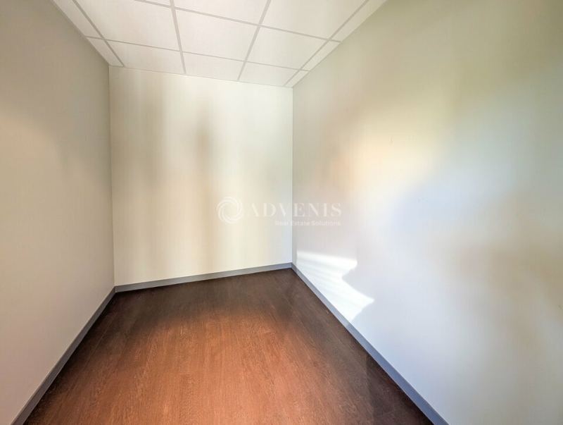 Location Bureaux MINIAC MORVAN (35540) - Photo 8