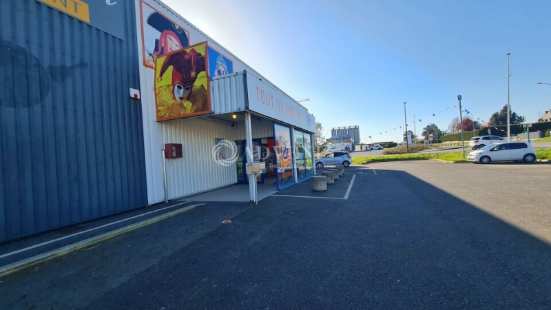 Location Commerces HILLION (22120) - Photo 3