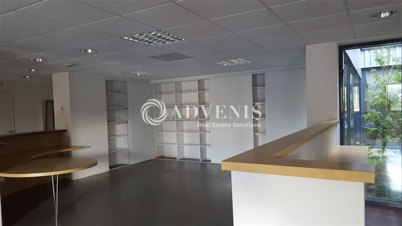 Location Bureaux LANNION (22300) - Photo 1