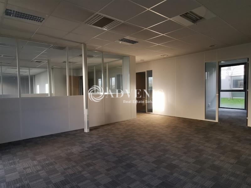 Location Bureaux SAINT JACQUES DE LA LANDE (35136) - Photo 3