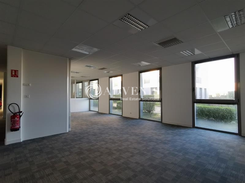 Location Bureaux SAINT JACQUES DE LA LANDE (35136) - Photo 5
