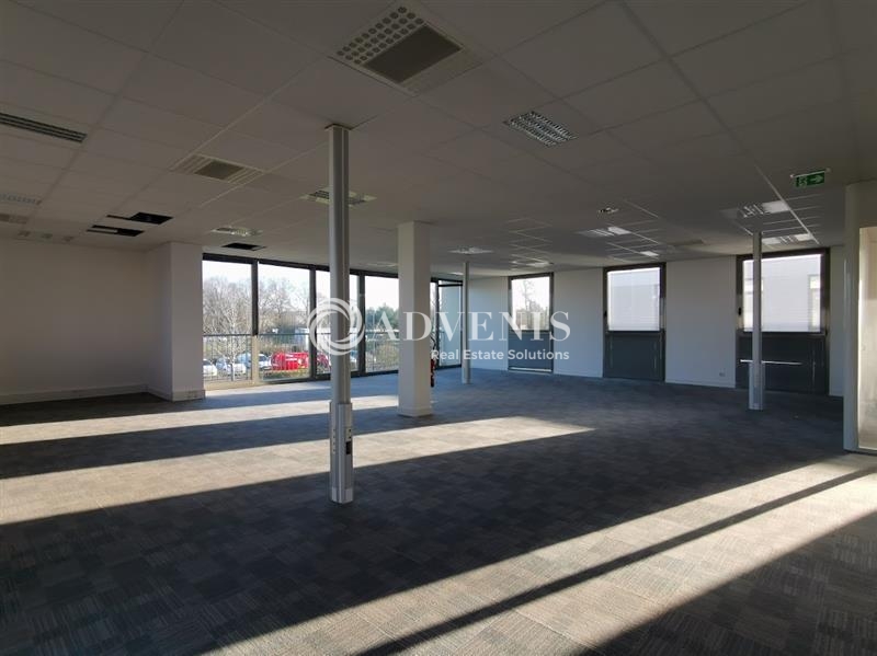 Location Bureaux SAINT JACQUES DE LA LANDE (35136) - Photo 6