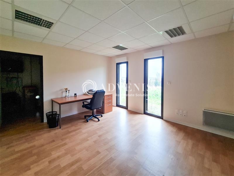 Location Bureaux LAMBALLE (22400) - Photo 7