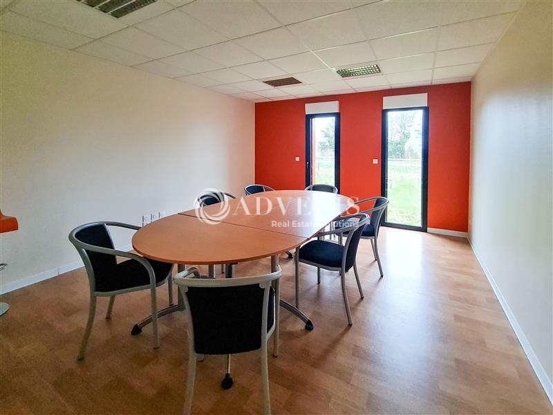 Location Bureaux LAMBALLE (22400) - Photo 9