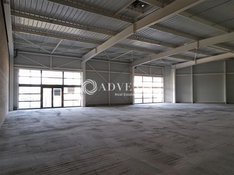 Vente Utilisateur Commerces LANVALLAY (22100) - Photo 3