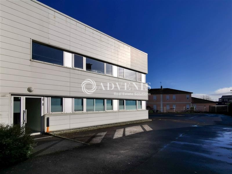 Vente Utilisateur Bureaux TREGUEUX (22950) - Photo 1