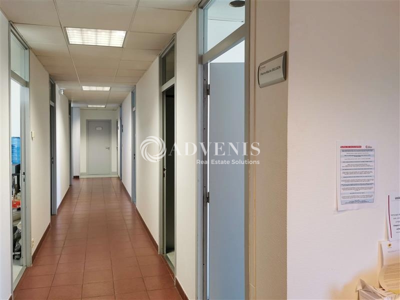 Vente Utilisateur Bureaux TREGUEUX (22950) - Photo 4