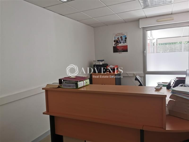 Vente Utilisateur Bureaux TREGUEUX (22950) - Photo 7