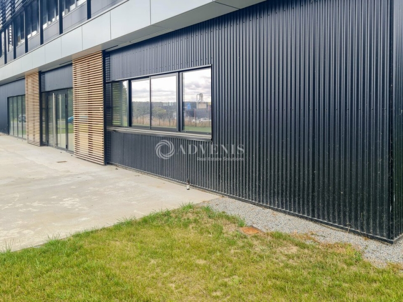 Location Commerces LAMBALLE ARMOR (22400) - Photo 1